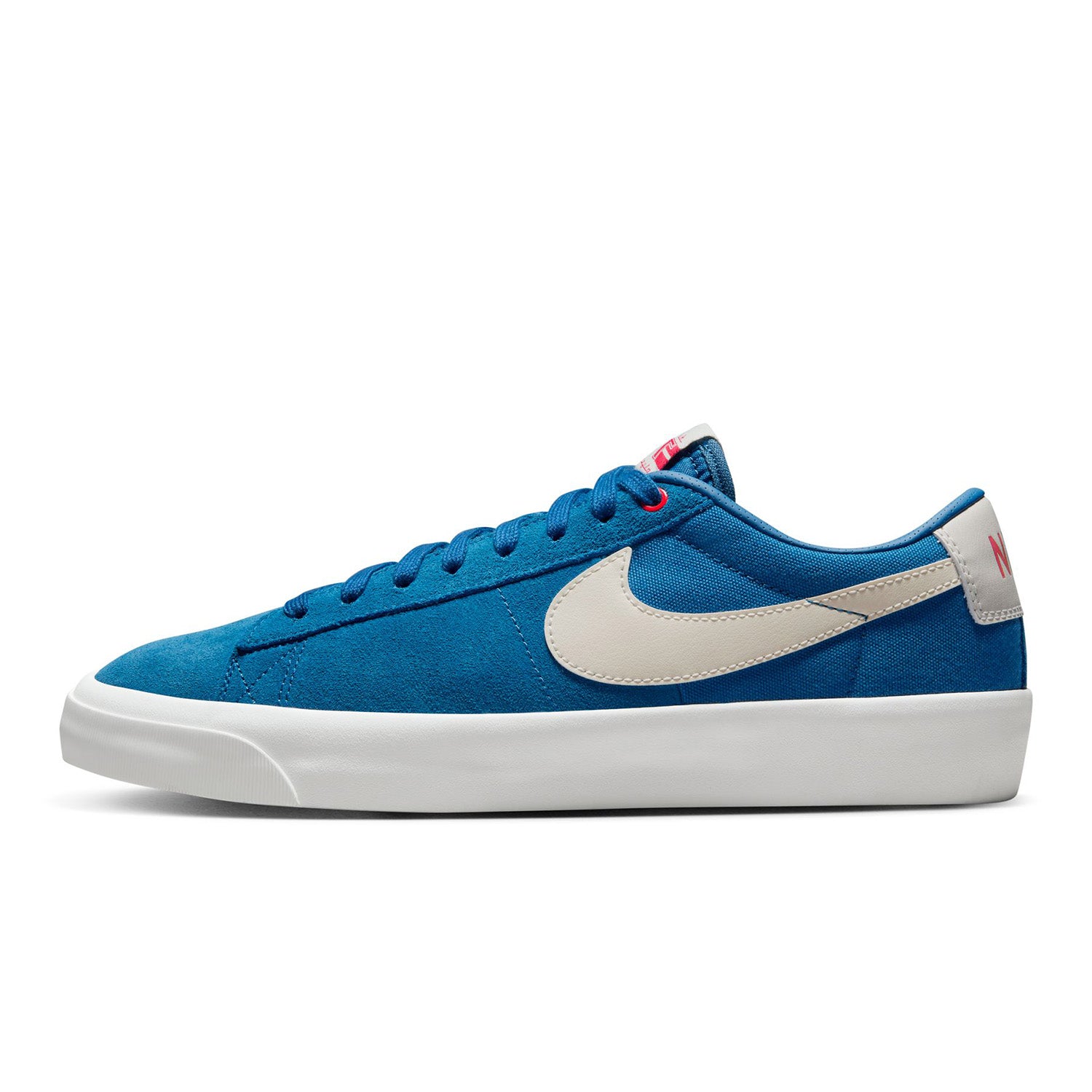 Nike SB Zoom Blazer Low Pro GT – DLX