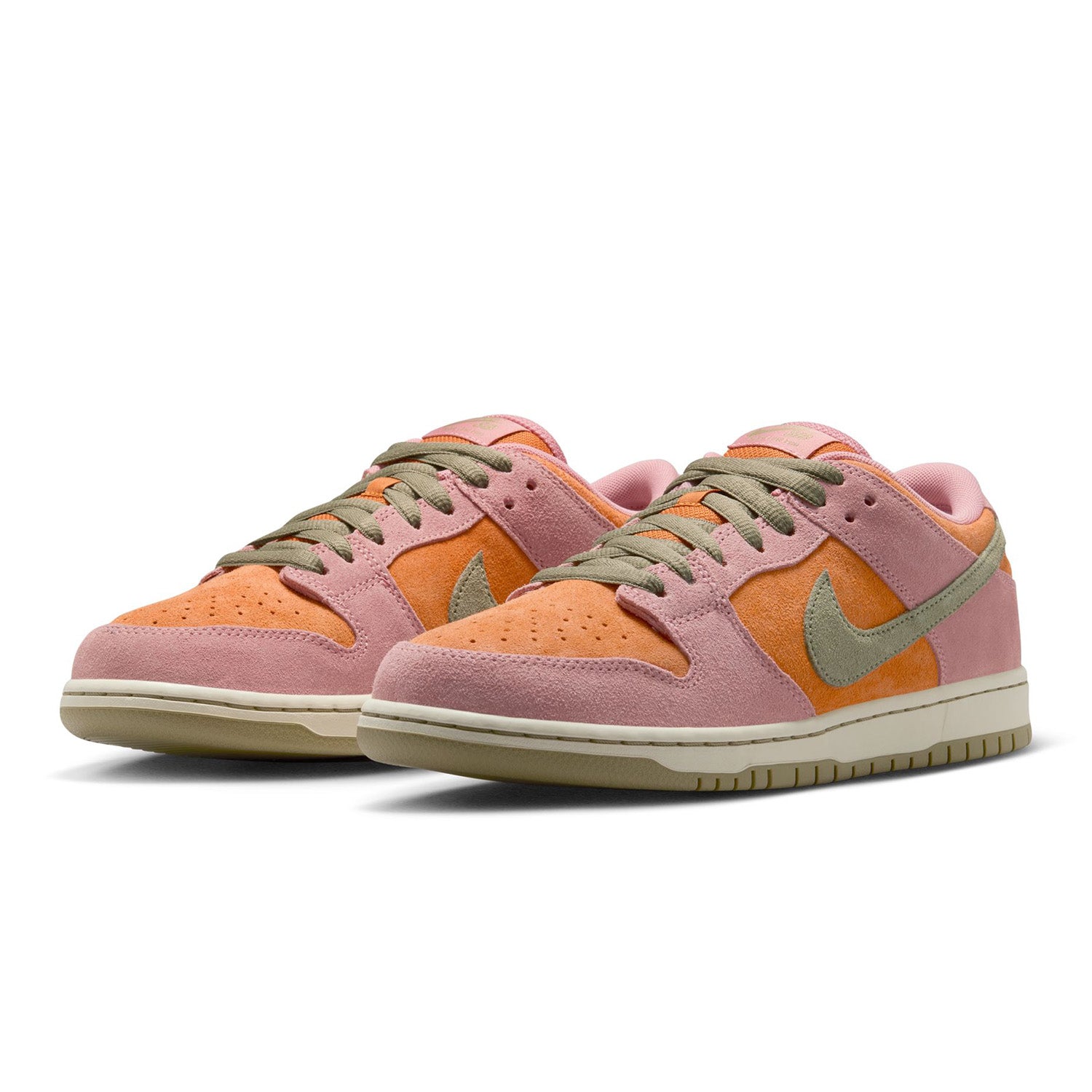 Nike SB Dunk Low Pro – DLX
