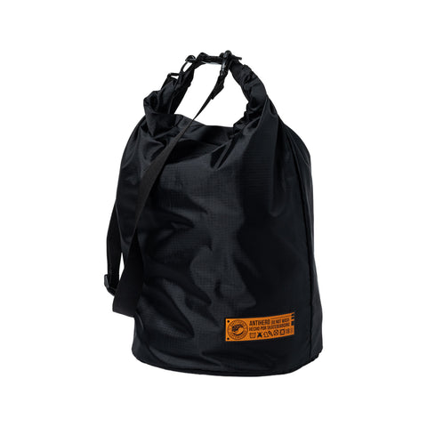 Antihero Hecho Por Skate Dry Bag