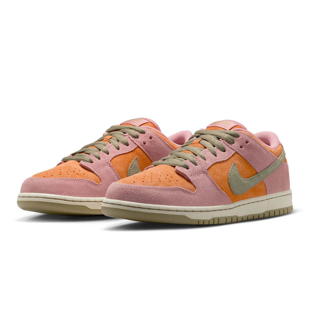Nike SB Dunk Low Pro