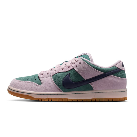 Nike SB Dunk Low Pro