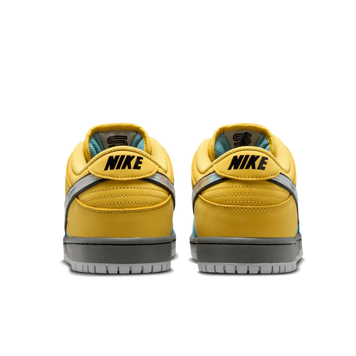 Nike SB "Fast Pass" Dunk Low Pro